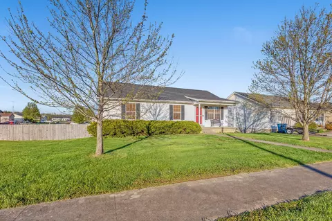 255 Hunter Ridge Dr, Lawrenceburg, KY 40342