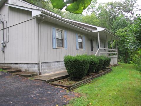 98 Ed Mcgaffee Plus Guest Home Rd, Pineville, KY 40977