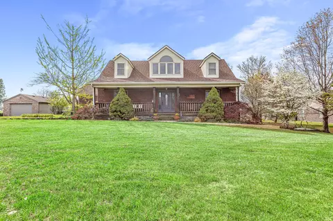 137 Palisades Pointe Dr, Lancaster, KY 40444