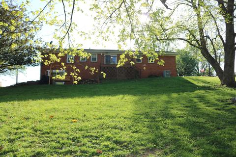 126 Catherine St, Carlisle, KY 40311 photo 4