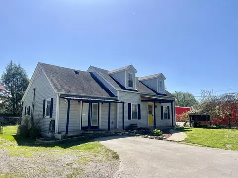 55 Center St, Mount Vernon, KY 40456