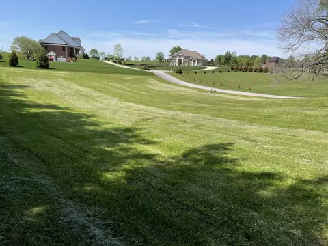 000 Blackberry Ln, Bronston, KY 42633