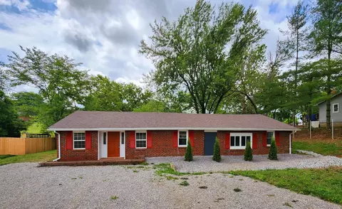 67 Dillingham Ln, Nicholasville, KY 40356