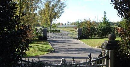 3006 Bryan Station Rd, Lexington, KY 40516