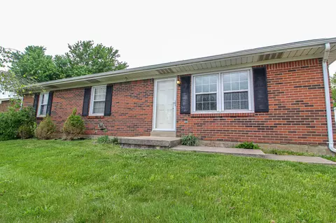 310 Princess Cir, Versailles, KY 40383