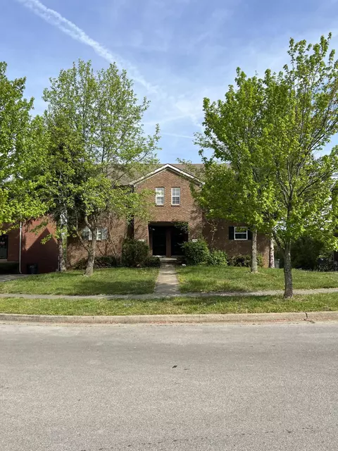4305 Chas Cir, Lexington, KY 40515
