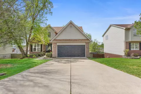 408 Ridge View Dr, Nicholasville, KY 40356