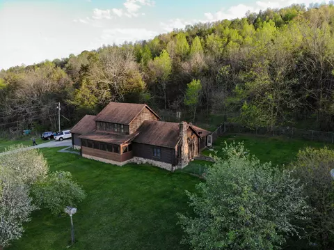 305 Herrin Ct, Somerset, KY 42501