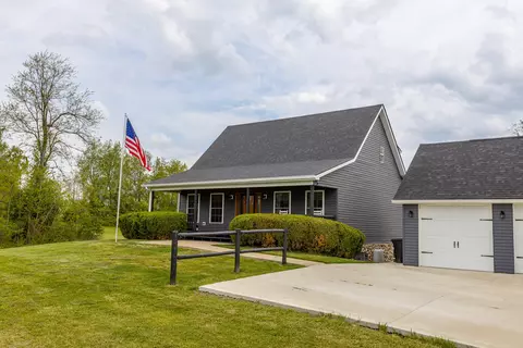 91 Infantry Ln, Lancaster, KY 40444