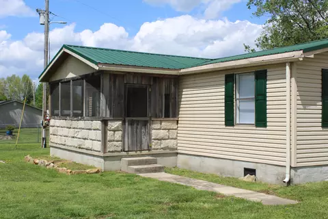 350 Short Line Pike, Berea, KY 40403