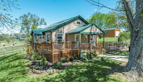 290 Cook Rd, Paris, KY 40361