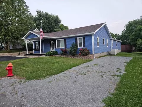 200 Fulton Rd, Winchester, KY 40391