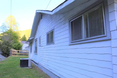 69 Bertha Slusher Rd, Arjay, KY 40902 photo 9
