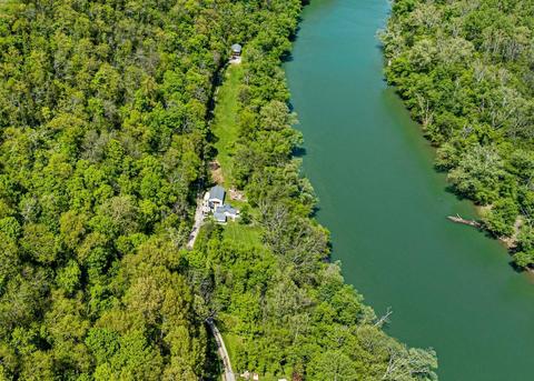 296 River Valley Rd, Frankfort, KY 40601