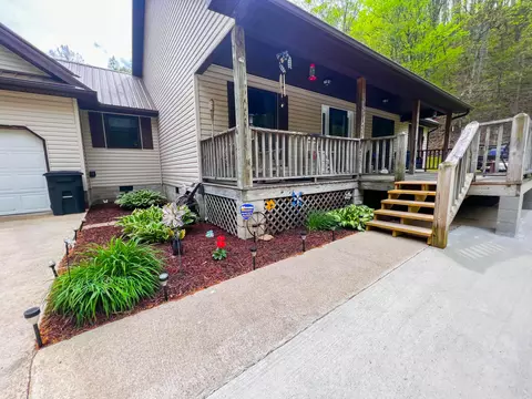 255 Hilton Hollow Rd, Denver, KY 41222