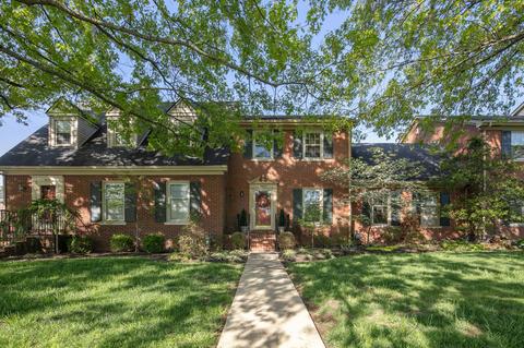 1029 Chinoe Rd, Lexington, KY 40502