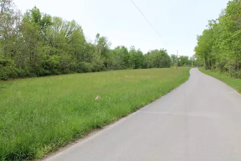 5004 Chestnut Flat Rd, Mckee, KY 40447