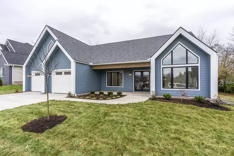 450 Mission Dr, Versailles, KY 40383