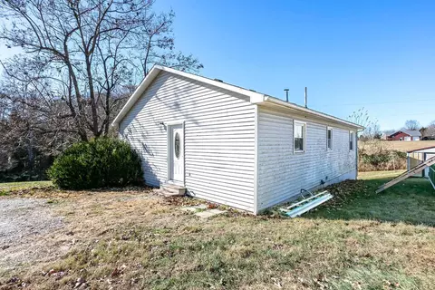 260 Hall Simpson Rd, Loretto, KY 40037 photo 3