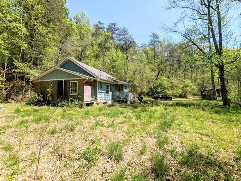 1660 Old Corbin Pike Rd, Williamsburg, KY 40769
