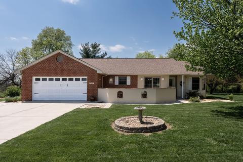 208 Crestview Ln, Williamstown, KY 41097