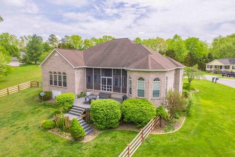220 Lakepointe Dr, Corbin, KY 40701 photo 3