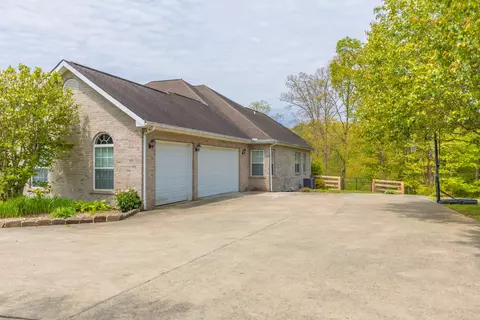 220 Lakepointe Dr, Corbin, KY 40701 photo 49