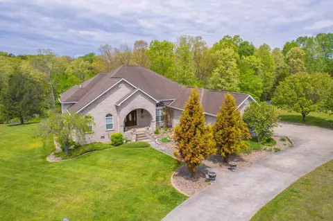 220 Lakepointe Dr, Corbin, KY 40701