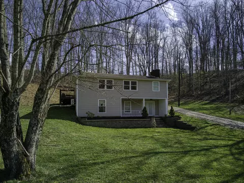 985 Reffitt Rd, Jeffersonville, KY 40337