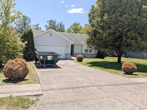 223 W Emerald Cir, Mount Washington, KY 40047
