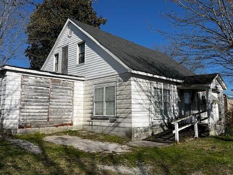 110 1st Street St, Barbourville, KY 40906