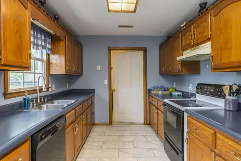 2408 Fork Church Rd, Lancaster, KY 40444 photo 10