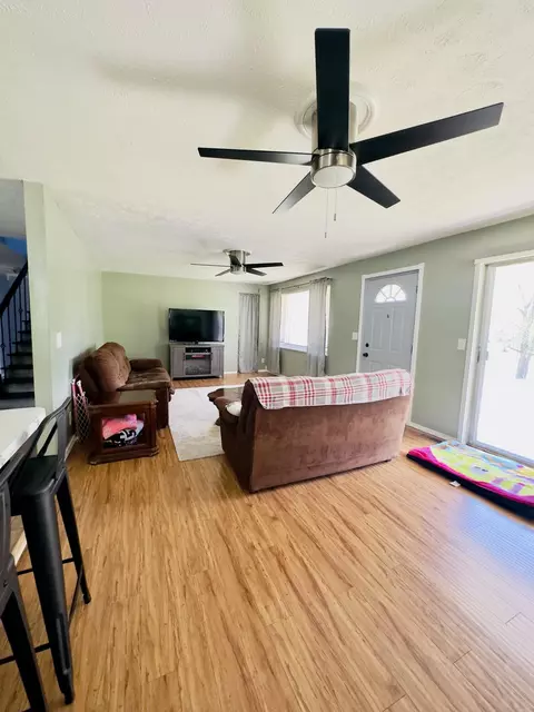 104 Ellen Ln, Corbin, KY 40701 photo 3