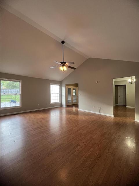 215 Windermere Dr, Middlesboro, KY 40965 photo 6