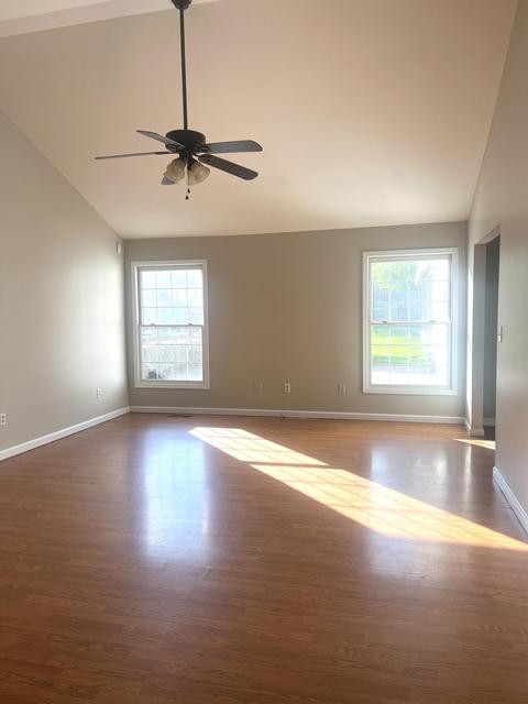 215 Windermere Dr, Middlesboro, KY 40965 photo 8