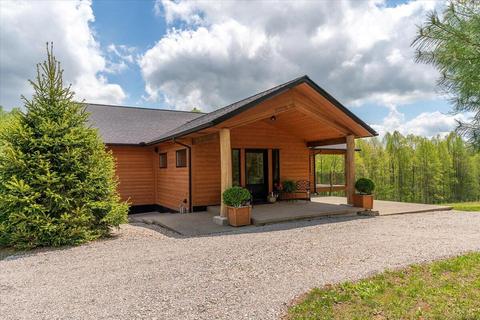 2307 Highway 1950, West Liberty, KY 41472