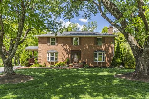 94 Summertree Dr, Nicholasville, KY 40356