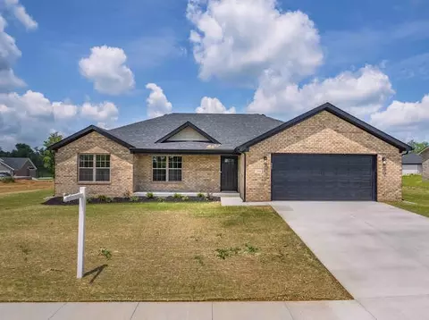 204 Patriot Trl, Berea, KY 40403