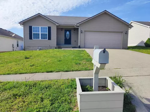 816 Darby Ln, Berea, KY 40403