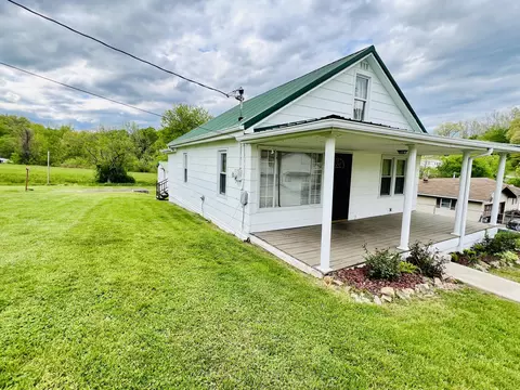 48 Sycamore, Sandy Hook, KY 41171 photo 2