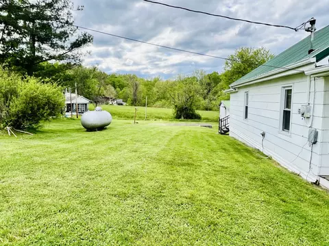 48 Sycamore, Sandy Hook, KY 41171 photo 4