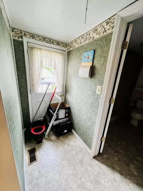48 Sycamore, Sandy Hook, KY 41171 photo 14