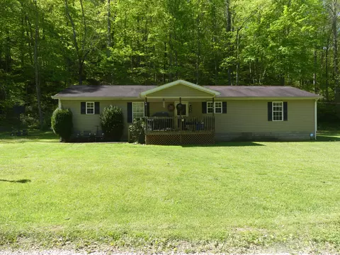 1295 Upper Old House Creek Rd, Morehead, KY 40351