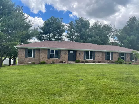 202 Hathaway Dr, Campbellsville, KY 42718