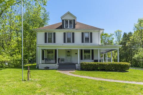 707 E Main St, Wilmore, KY 40390
