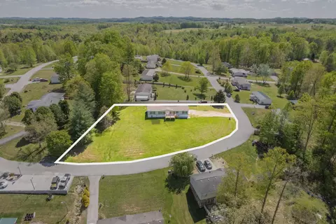 415 Timberland Cir, Corbin, KY 40701 photo 2