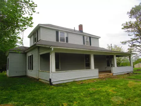 2178 Christianburg Rd, Bagdad, KY 40003