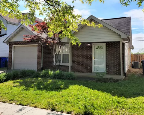 208 Pleasant Pointe Dr, Lexington, KY 40515