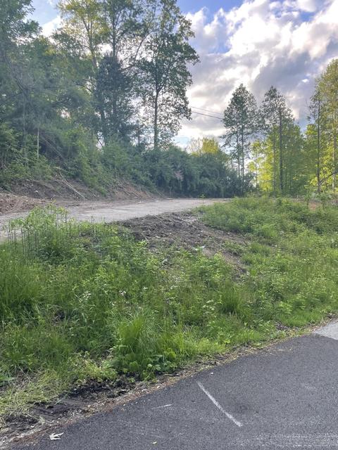 26 Gordon Ford Road Rd, West Liberty, KY 41472