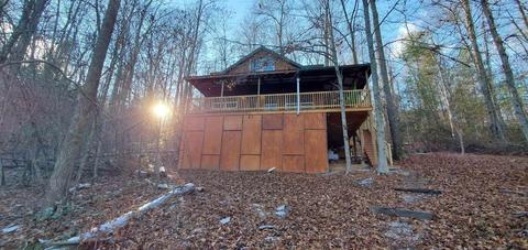 79 Muir Rd, Rogers, KY 41365